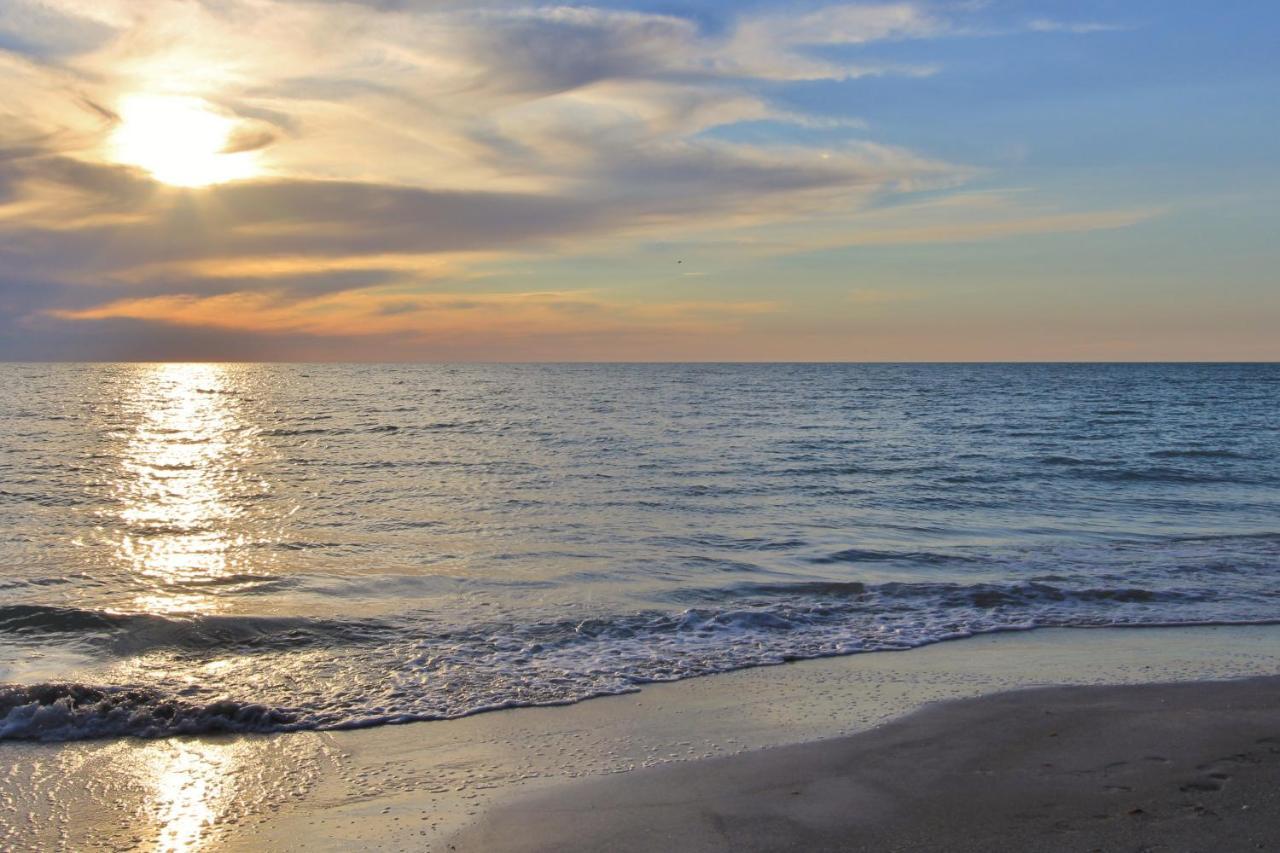 Royal Orleans 111 Apartman St. Pete Beach Kültér fotó